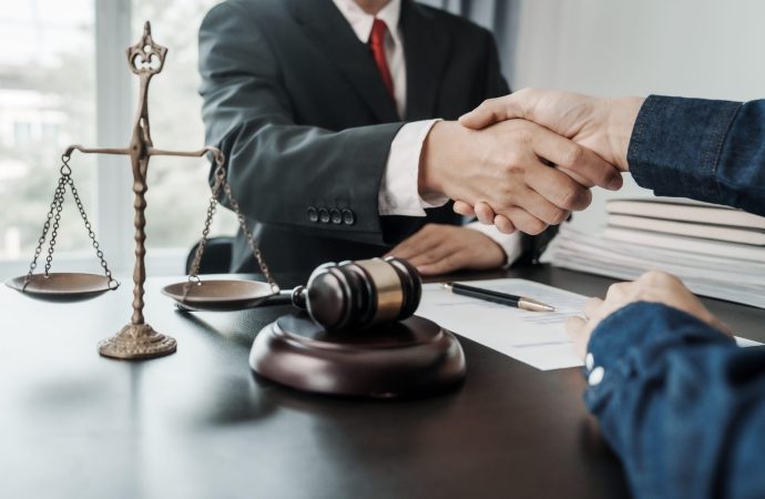 Finding the Best Law Firm Guide to Legal Support
