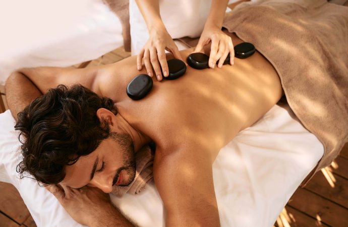 Hot Stone Massage vs. Relaxation Massage: Which One Is Right for You?