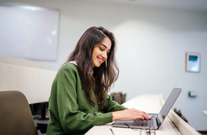 Online MBA vs. Online BBA: Which One Should You Choose?