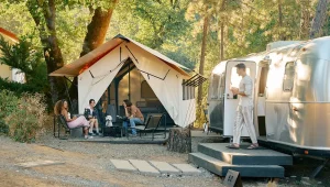 Glamping Tents vs Hotels