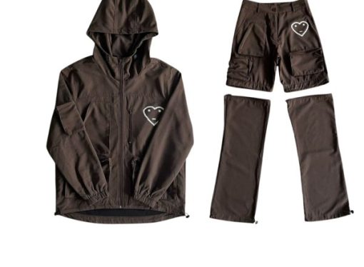 Carsicko Tracksuit: The Rise of a Streetwear Icon