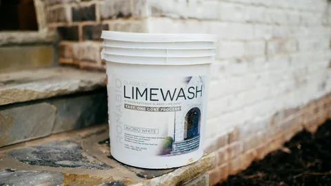 Lime Wash Brush Out: Natural Finish for Interior and Exterior Walls