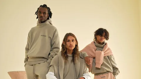 Essentials Fear of God: Modern Streetwear and Luxury Style