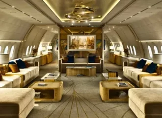 Lush Escapes: Luxury Private Charter Flights
