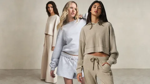 Top Women’s Clothing Trends for Modern Fashion Lovers