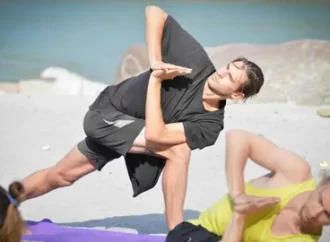 200 Hour Yoga Teacher Training in Rishikesh: Avoid Mistakes
