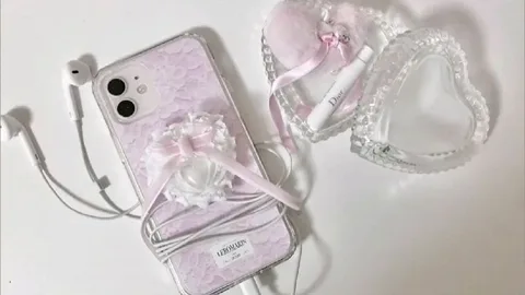 Phone Case for Girls: Stylish, Protective & Trendy Designs
